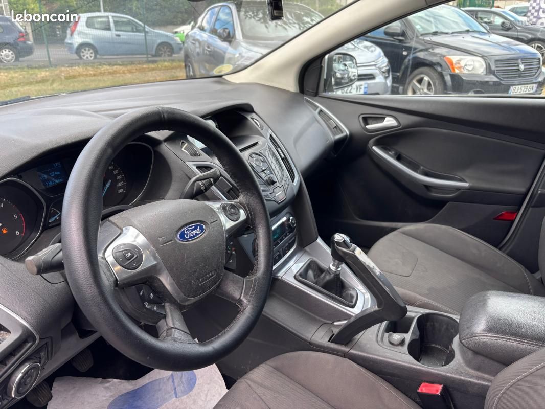 Ford Focus 1.6 TDCi 95 FAP S&S Trend (image 5)