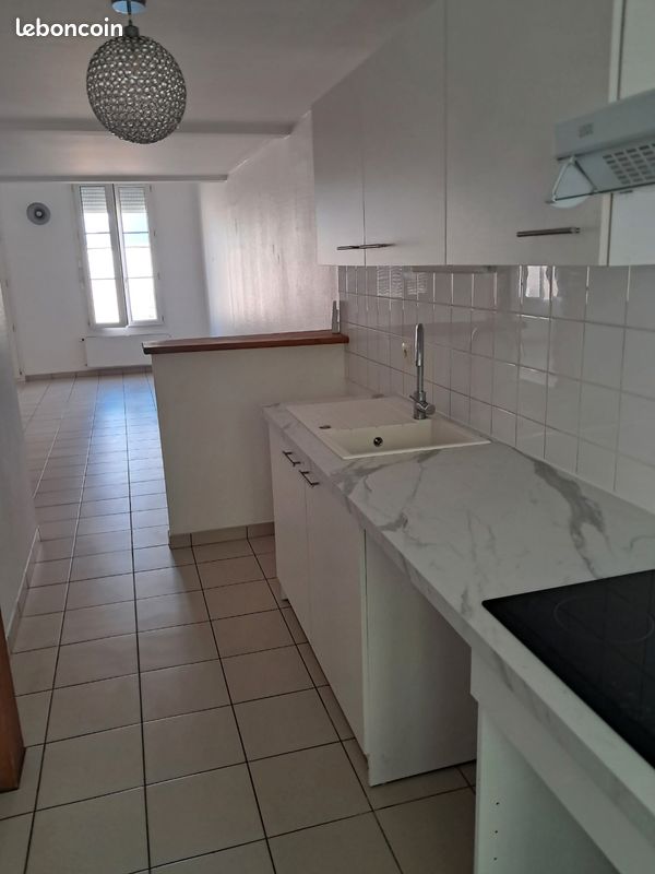 Maison 4 pièces 105 m² · à Bordeaux · 105 m² · 1 250 €/mois