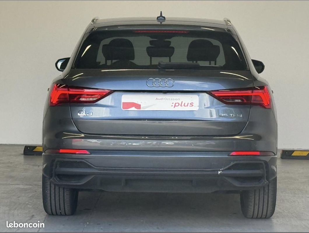 AUDI Q3 35 TFSI 150 ch S tronic 7 S line (image 4)
