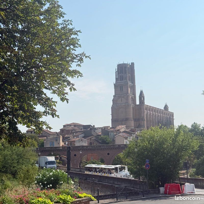 Appartement 3 pièces 80 m² · à Albi · 80 m² · 680 €