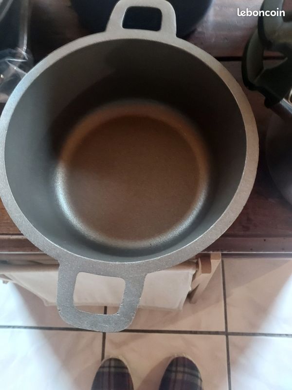 Casserole en fonte (image 2)