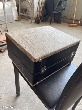 Tourne-disque vintage Ribet-Desjardins – modèle Provençale