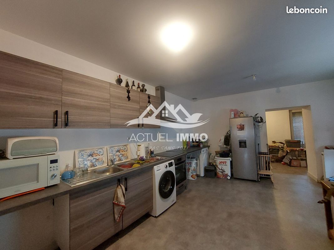 Local commercial 145 m² · à Lillers · 145 m² · 168 000 €