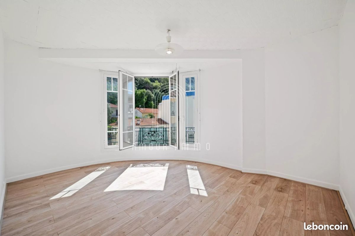Appartement 2 pièces 46 m² · à Nice · 46 m² · 190 000 €