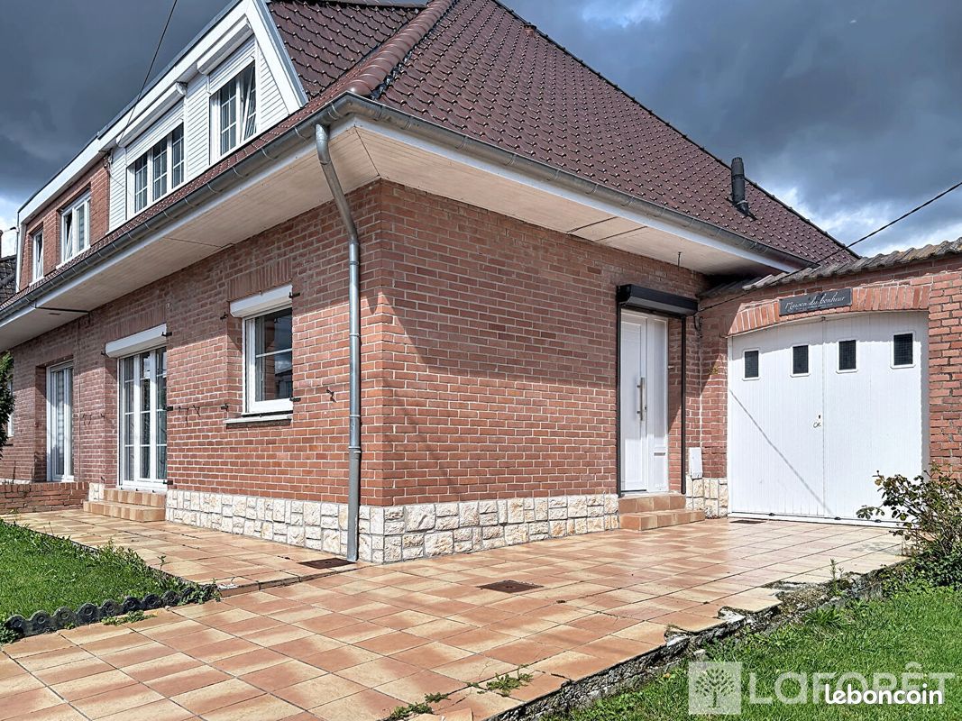 Maison 4 pièces 90 m² · à Bailleul · 90 m² · 315 000 €