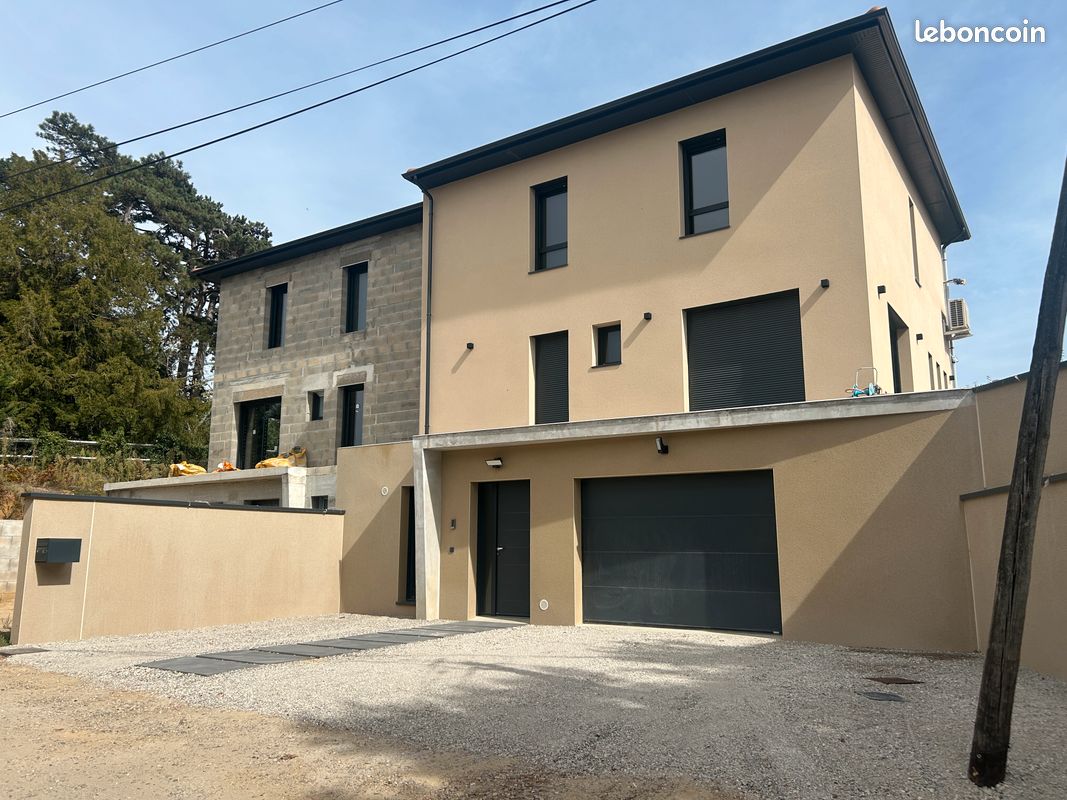 Maison 4 pièces 119 m² · à Pont-Évêque · 119 m² · 449 000 €