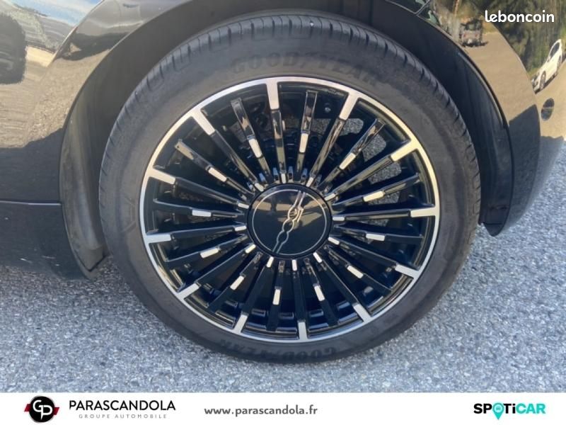 Fiat 500 e 118ch La Prima MY23 (image 11)
