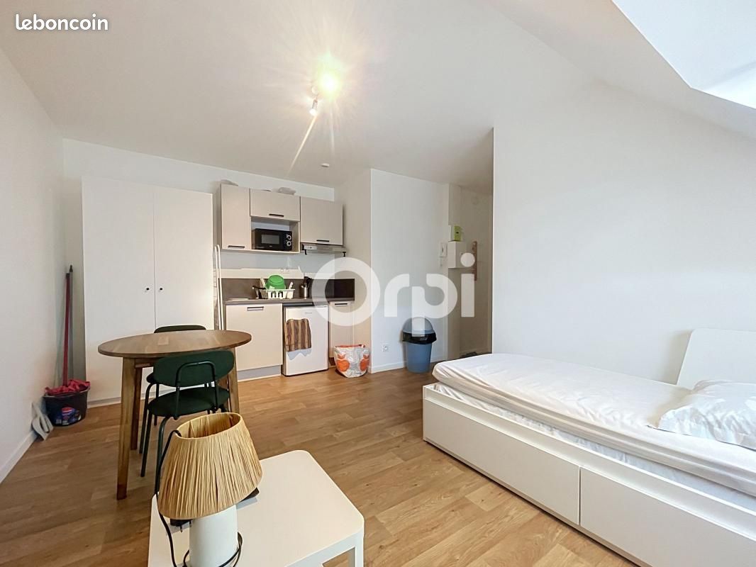 Appartement 1 pièce 17 m² · à Creil · 17 m² · 565 €