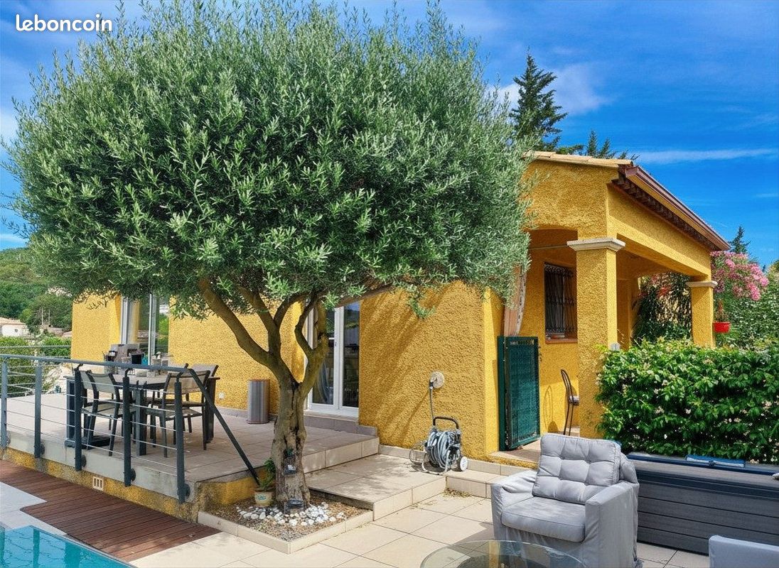 Maison 4 pièces 102 m² · à Clermont-l'Hérault · 102 m² · 399 000 €