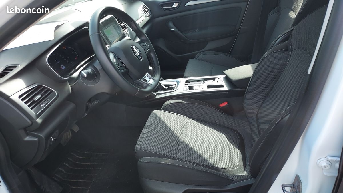 Renault MEGANE IV SOCIETE BVA 2 PLACES 1.5 BLUE DCI 115CH TECHNO EDC -23 (image 2)