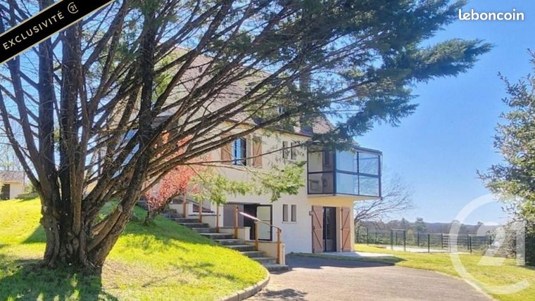 Maison 8 pièces 149 m²