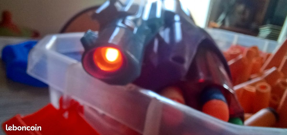 Lot pistolets+ cible NERF (image 12)