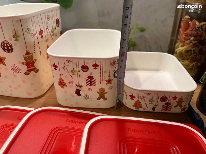 Boîte Tupperware Optimum Noël Hello Kitty - Édition Limitée - Occasion