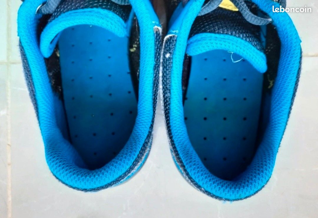 Chaussures de randonnée bleues Decathlon - T35- Bon état (image 5)
