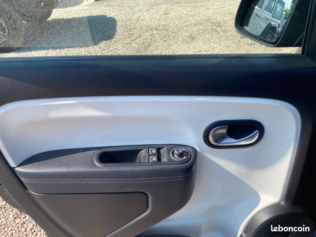 Renault Twingo TCE 90 (image 28)