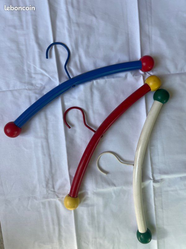 Vintage IKEA cintres (image 1)