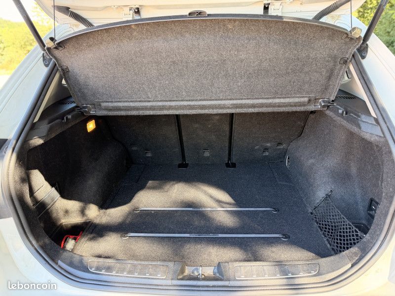 Bmw X1 (E84) SDRIVE18DA 143CH LOUNGE (image 9)
