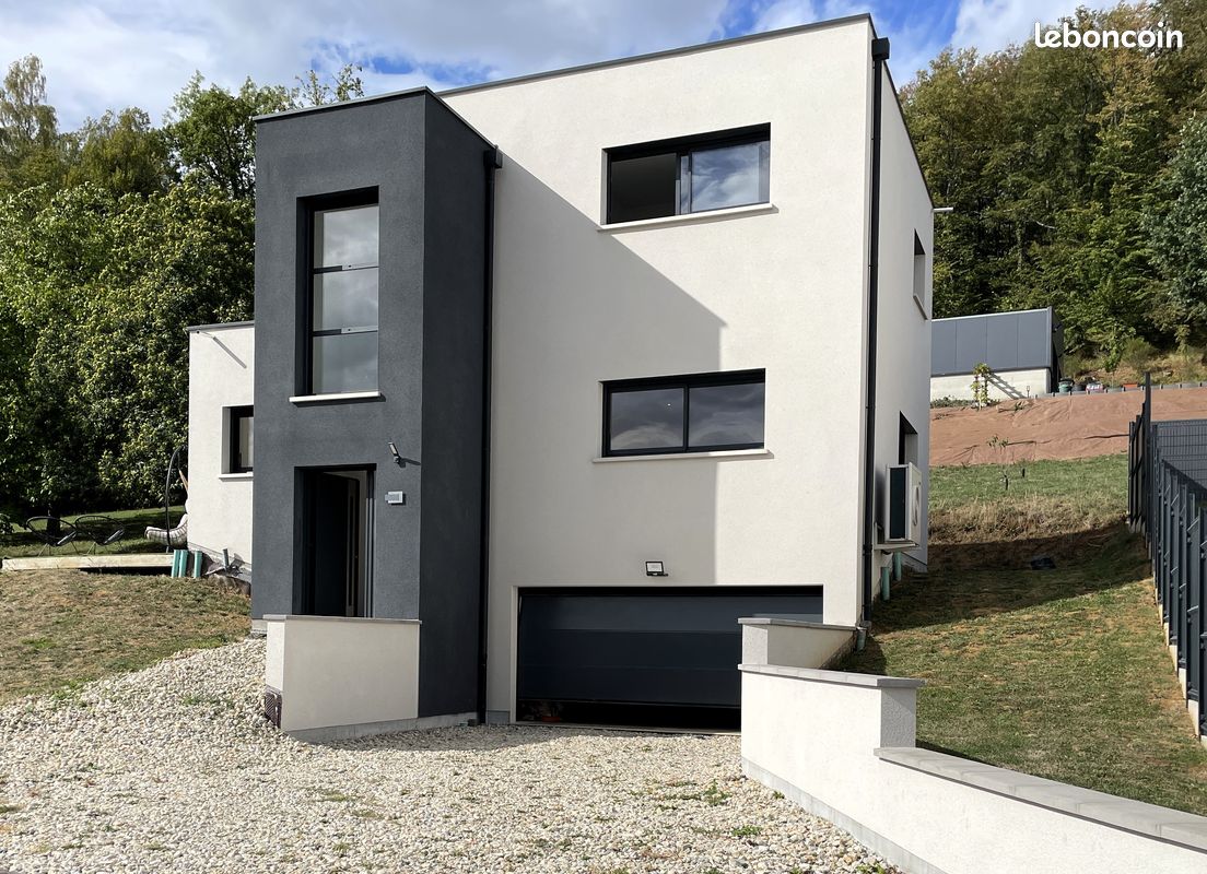 Maison 5 pièces 140 m² · à Rédange · 140 m² · 615 000 €