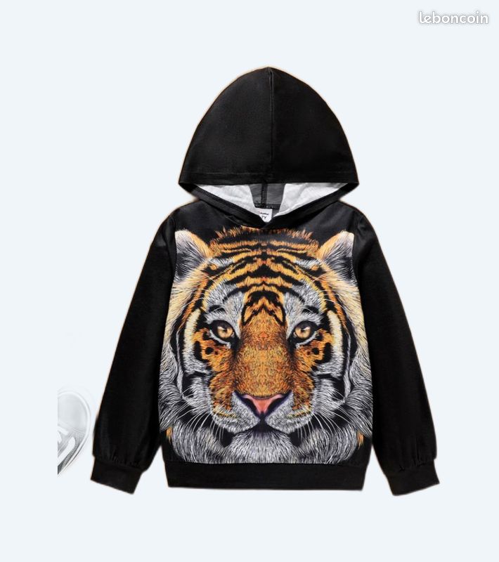 Sweat noir avec Tigre 6ans et 10ans (image 1)