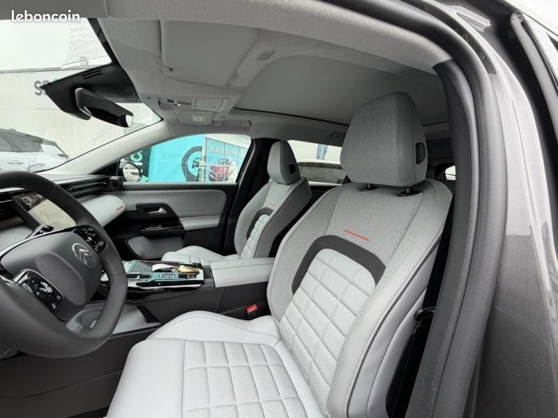 Citroen C5 Aircross 1.6 Hybride rechargeable 195ch MAX boite automatique (image 7)