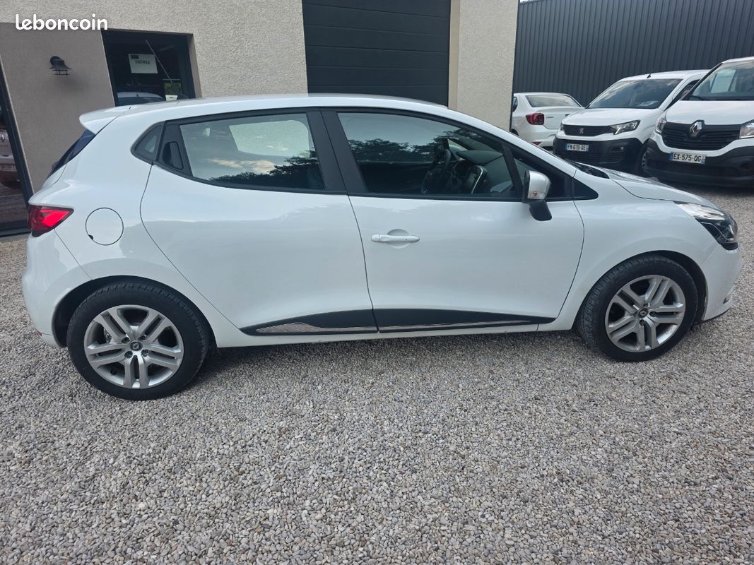 💎renault clio iv 1.5 dci 90 ch business bvm5💎1ere main ⏩️ faible km ⏩️ suivi renault ⏩️sans ad blue⏩️ motorisation tres fiable (image 5)
