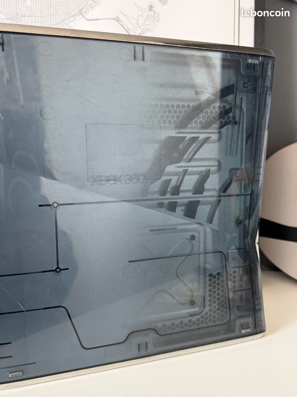 Xbox 360 Édition Limitée Halo 4 – Console Collector (image 2)