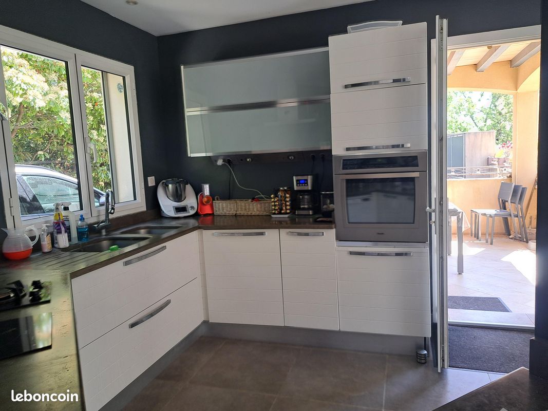 Villa familiale avec jardin et piscine | Rochefort-du-Gard | 155 m² (image 10)