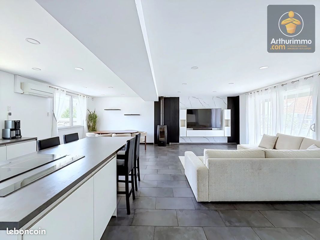 Maison 8 pièces 183 m² · à Quincy-sous-Sénart · 183 m² · 423 000 €