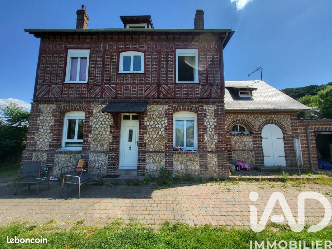 Maison 8 pièces 132 m² · à Toutainville · 132 m² · 199 000 €