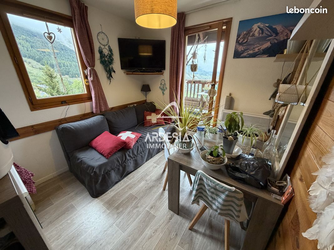 Appartement 1 pièce 25 m² · à Saint-Sorlin-d'Arves · 25 m² · 105 000 €