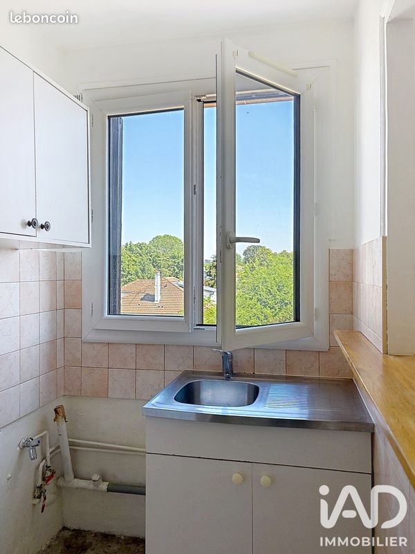 Studio 1 pièce 32 m² (image 8)