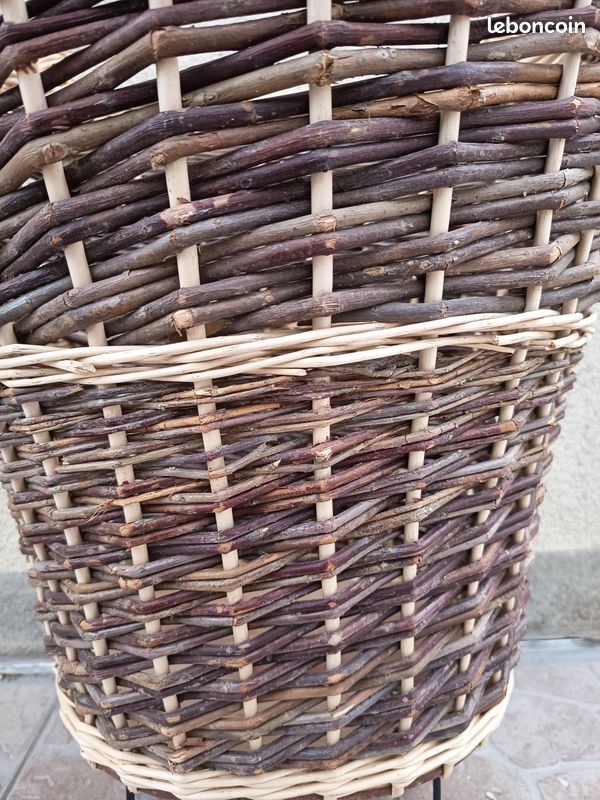 Chariot sur 2 roulettes en osier 43 X 36 X 27-41 cm 52 lites structure en acier, fond en contreplaqué (image 6)