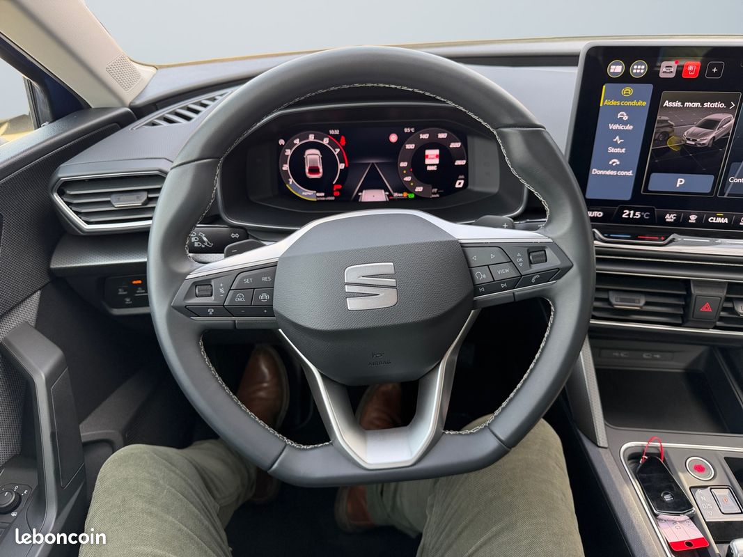 SEAT Leon 1.5 eTSI Hybrid 115 DSG7 Copa (image 11)