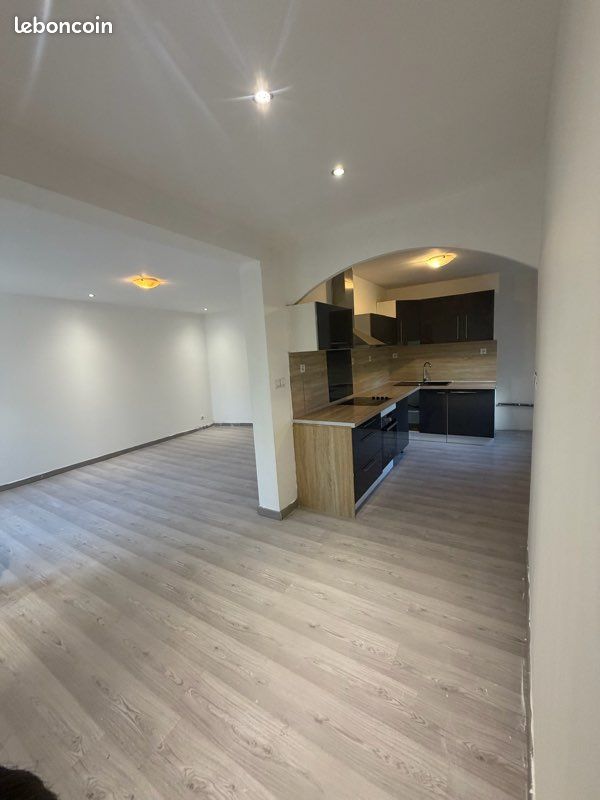 Maison 5 pièces 180 m² · à Dreux · 180 m² · 260 000 €