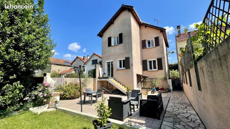 Propriété 6 pièces 125 m²
