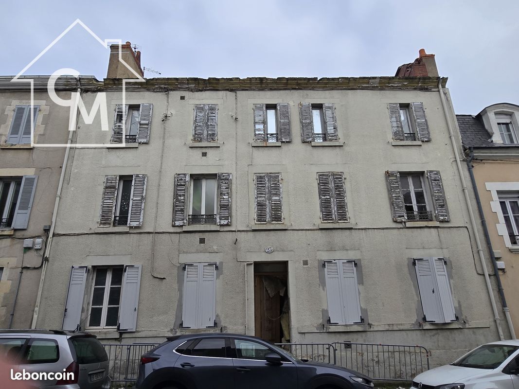 Maison 6 pièces 310 m² · à Vierzon · 310 m² · 29 900 €