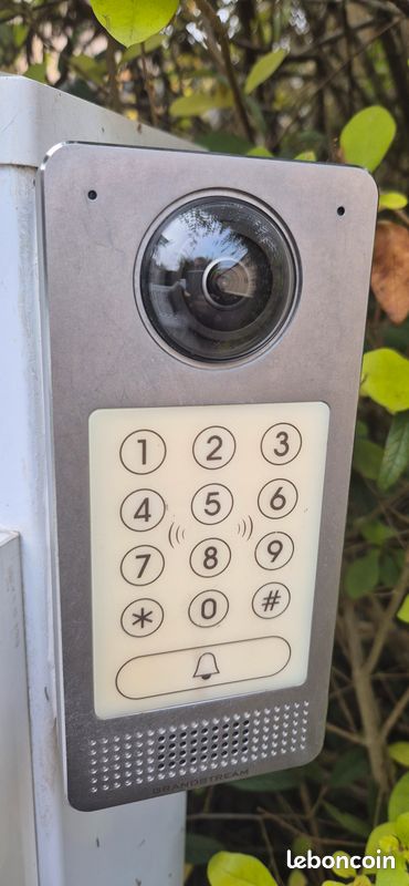 Portier vidéo IP / SIP cam 180°, Code, Badge, Bouton (image 1)