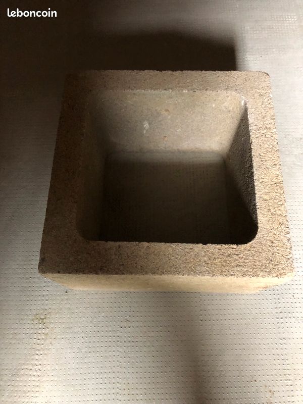 Réhausse béton 33x33x20 (image 1)