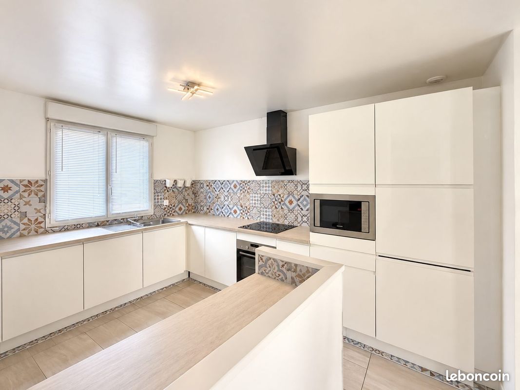 Maison 5 pièces 96 m² · à Marignane · 96 m² · 415 000 €