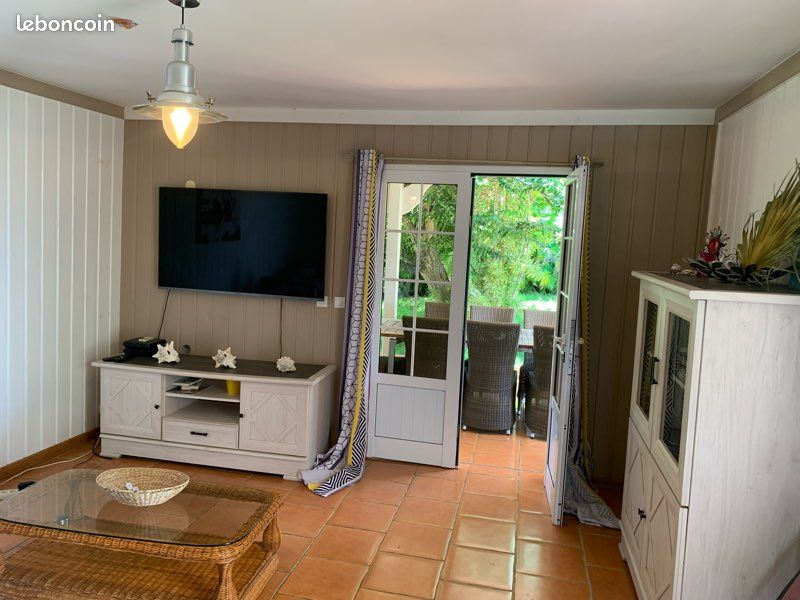 Maison 3 pièces 90 m² · à Sainte-Anne · 90 m² · 961 €