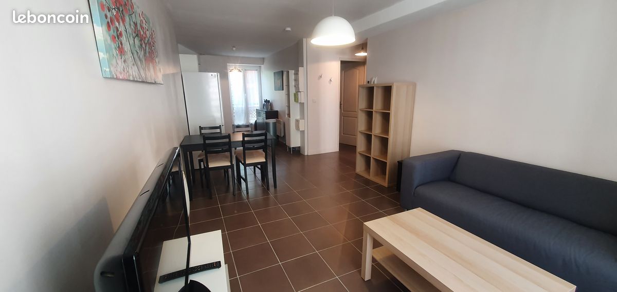 Appartement 2 pièces 47 m² · à Voiron · 47 m² · 599 €/mois