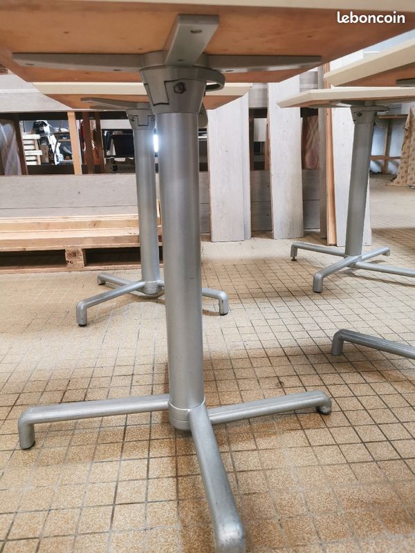 4 Tables de terrasse (image 2)