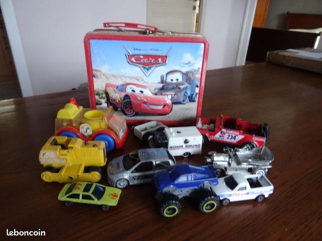 Boite mallette valisette métal Cars + voitures (image 12)