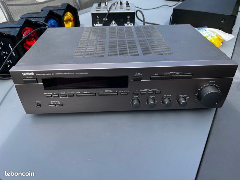 Lot ampli Yamaha, platine CD Kenwood, Table mix VMX, rack spots (image 3)