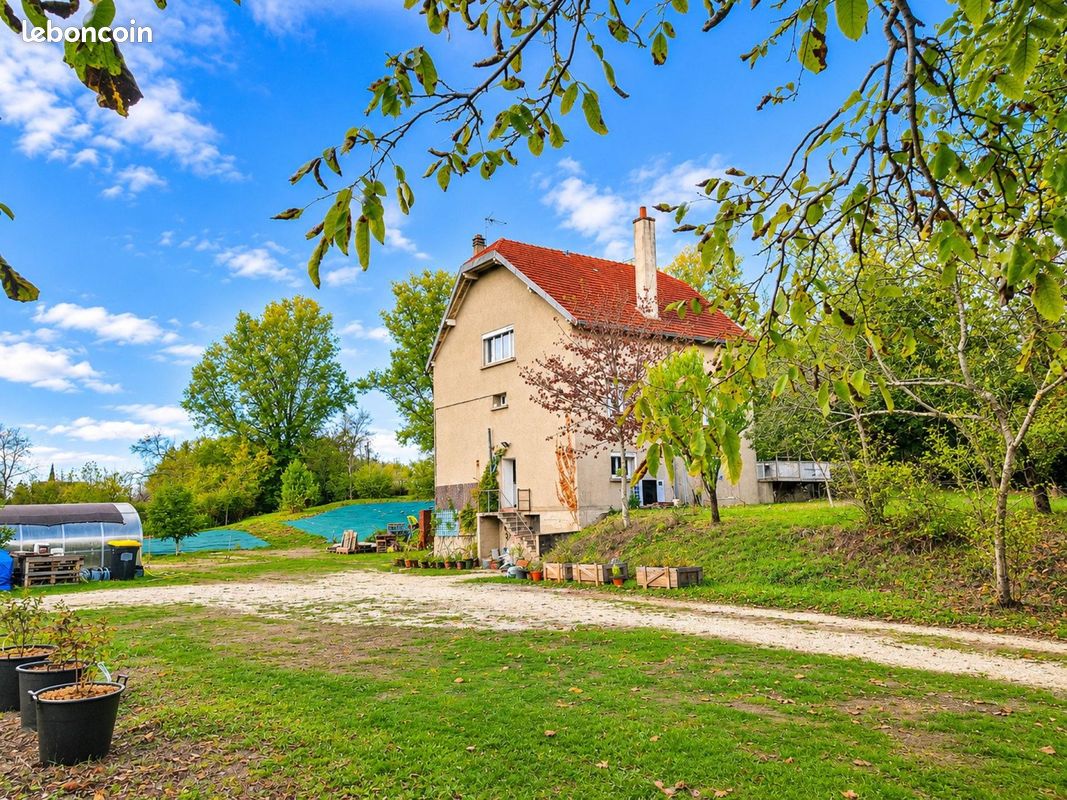 Maison 4 pièces 106 m² · à Gièvres · 106 m² · 142 000 €