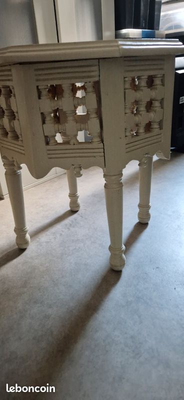Table orientale artisanale (image 3)