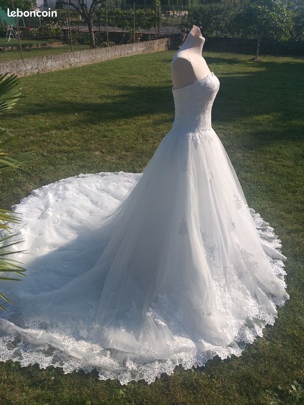 Robe de mariée grande taille (image 5)