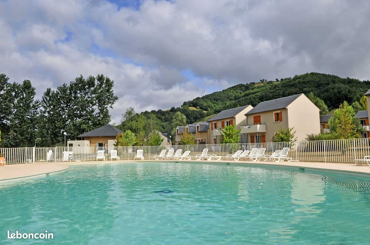 Appartement 3 pièces 42 m² · à Saint Geniez d'Olt Et d'Aubrac · 42 m² · 33 700 €