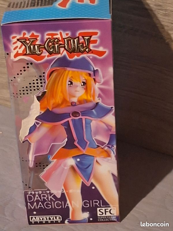 Figurine Yu-Gi-Oh Dark Magician Girl – ABYstyle SFC n°47 – Boîte (image 3)