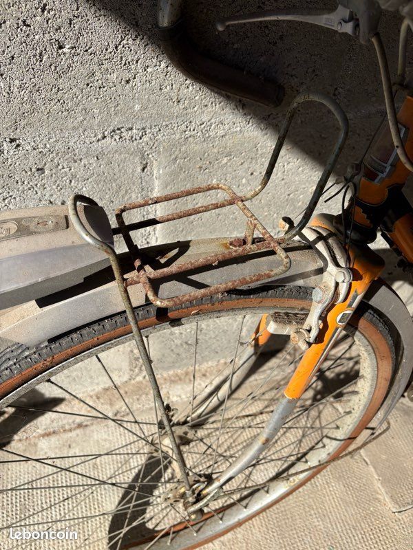 Vélo de course Peugeot des années 1970 (image 2)